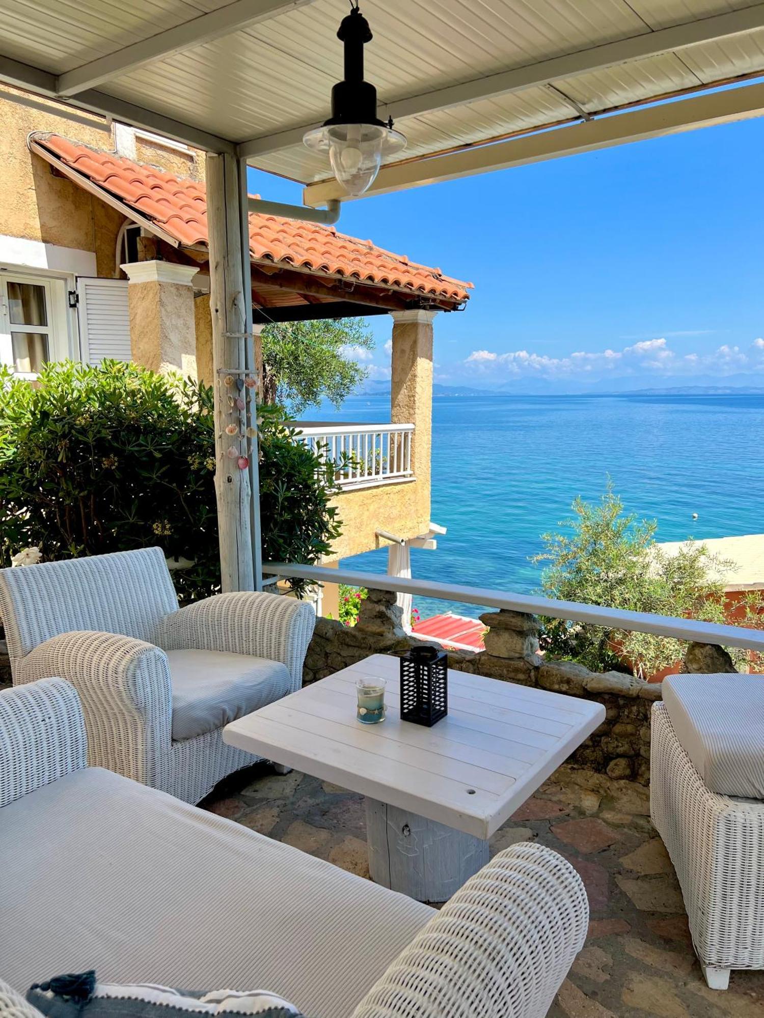 Kohyli Beachfront House Agia Pelagia Chlomou Exterior foto